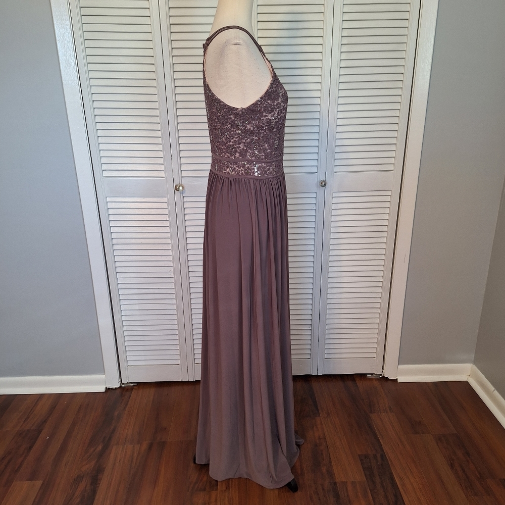 Nightway halter shimmer sequin lace maxi dress sz 8 *AH - Picture 3 of 9